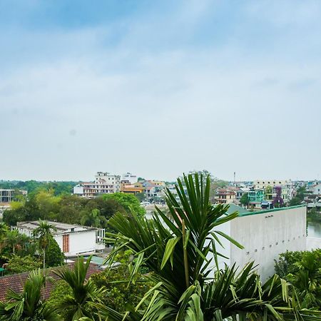 Hue Four Seasons Hotel Bagian luar foto
